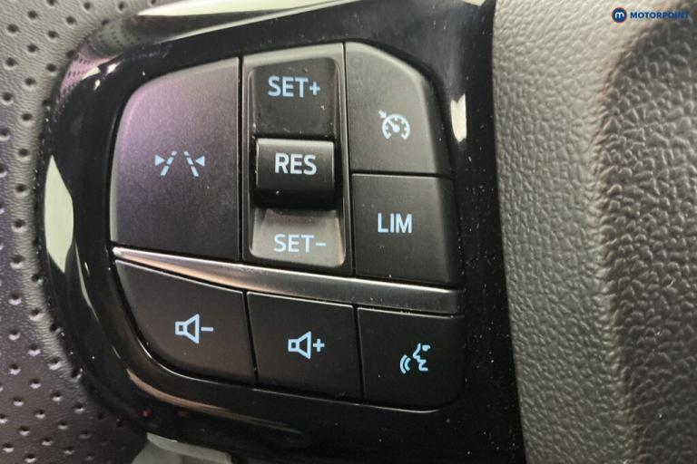 2025 Ford Puma 1.0 EcoBoost Hybrid mHEV ST-Line 5dr DCT HATCHBACK PETROL Automatic