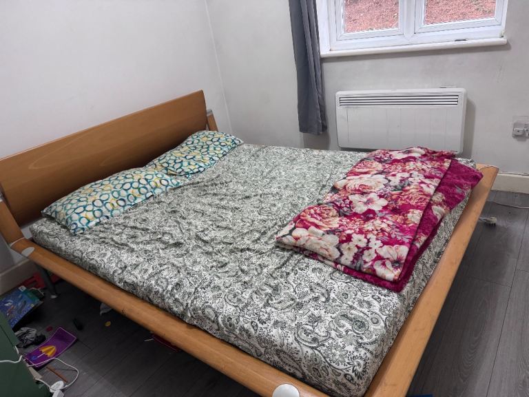 King size wooden bed frame 