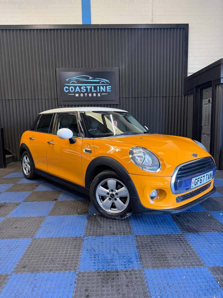 2017 MINI Hatch 1.5 Cooper 5dr HATCHBACK Petrol Manual