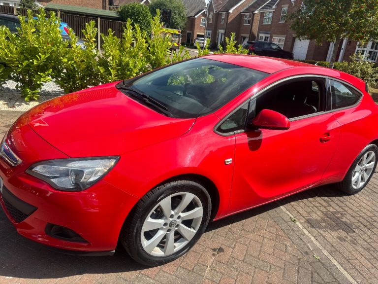 Vauxhall, GTC, Hatchback, 2015, Manual, 1364 (cc), 3 doors
