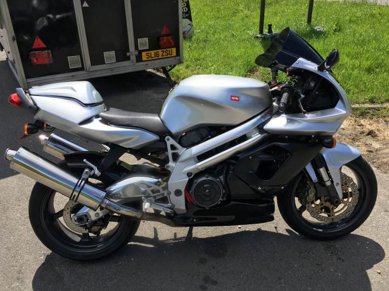Aprilia Falco SL 1000. Silver 02 Plate 