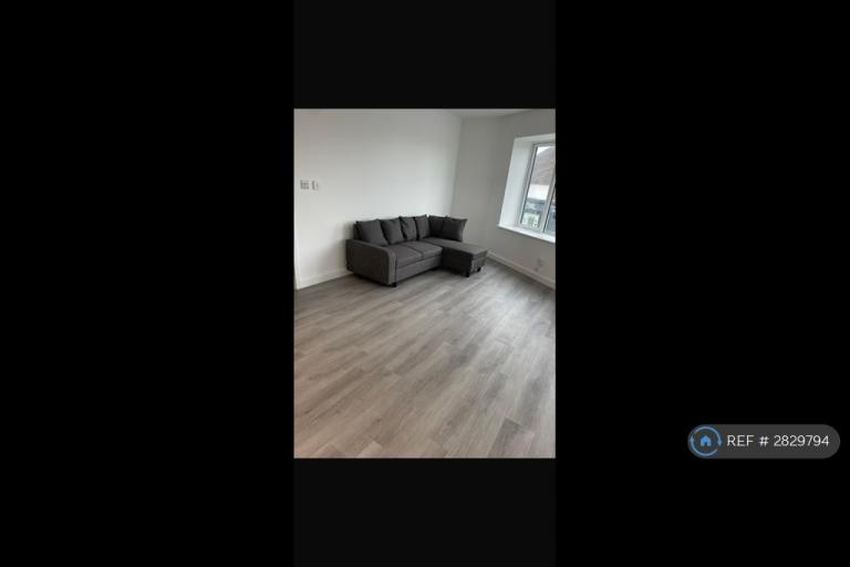 1 bedroom flat in Belwell Lane, Sutton Coldfield, B74 (1 bed) (#2829794)