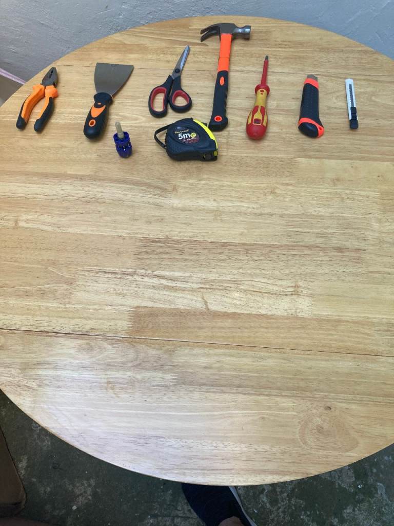 USEFUL HOUSEHOLD TOOLS