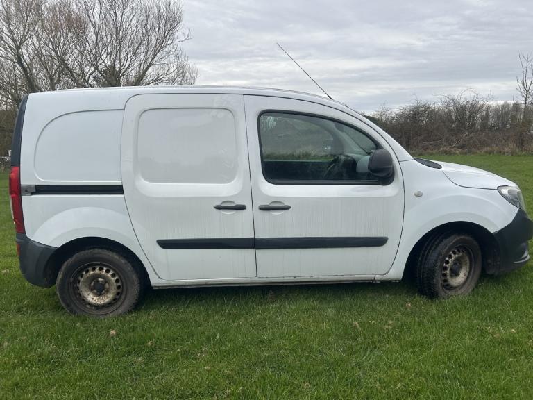 MERCEDES-BENZ CITAN 1.5 109 CDI BlueEfficiency White Manual Diesel 2015