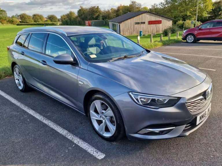 2018 Vauxhall Insignia 2.0 Turbo D BlueInjection SRi Nav Sports Tourer Auto