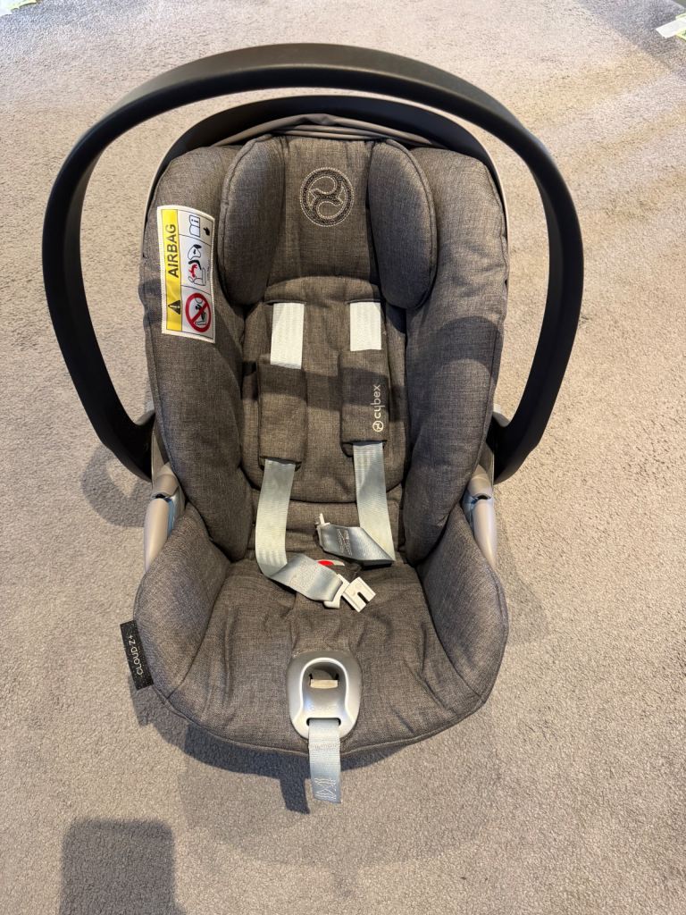 Cybex Cloud Z+ Seat and Cybex Isofix Base