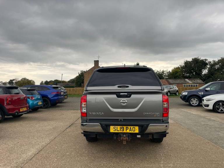 NISSAN NAVARA 2.3 dCi Off-Roader AT32 2019