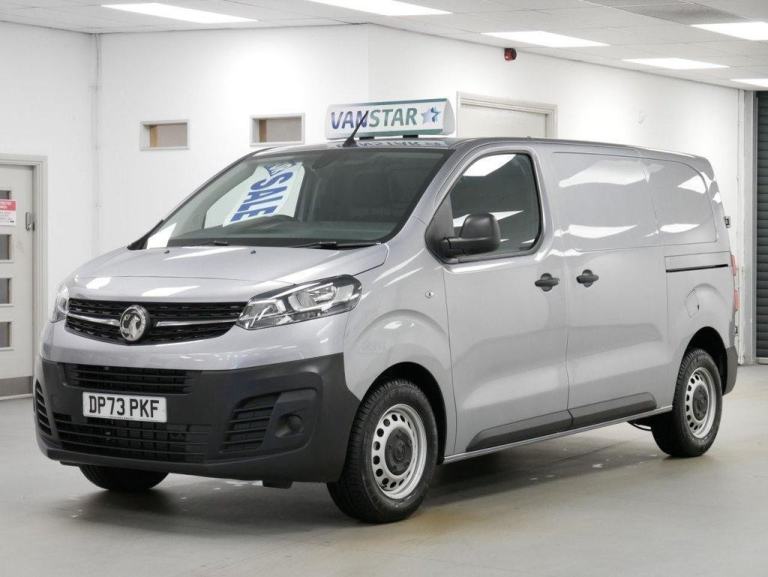 73 VAUXHALL VIVARO 2900 1.5 D 100 BHP L1 PRIME EDITION ( DELIVERY MILES ! )
