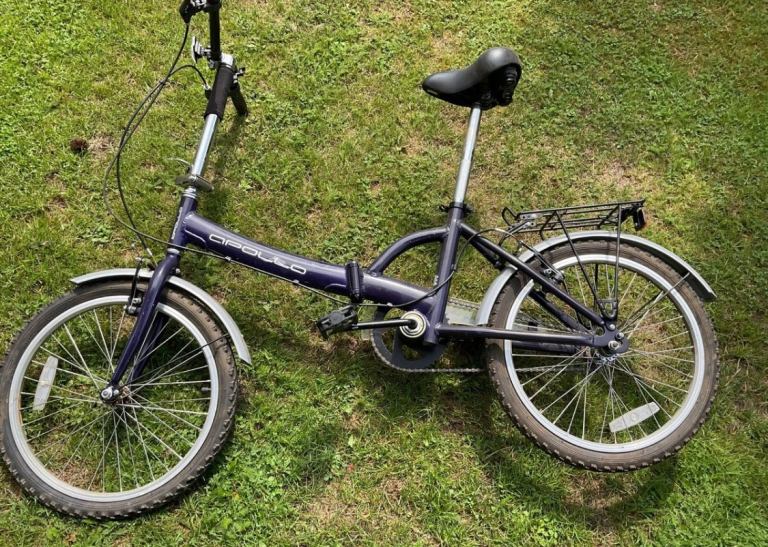 Apollo folding bike. 20” wheels. Good for trains.  All working