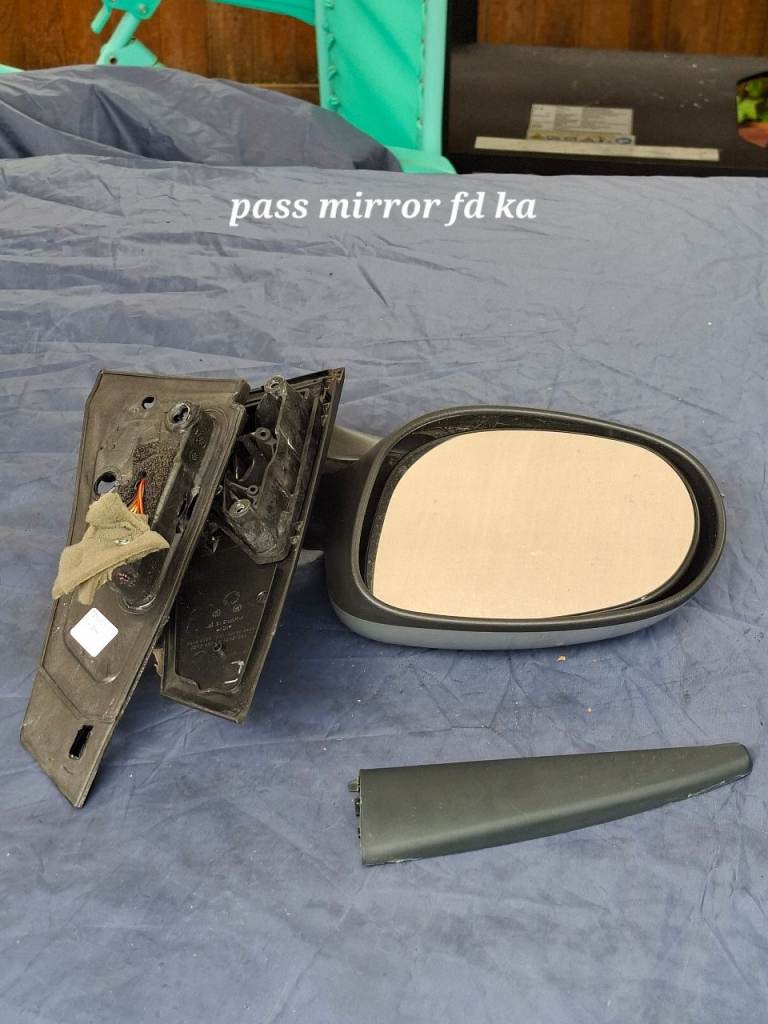 Passenger electric door mirror fd ka 2 door 2015