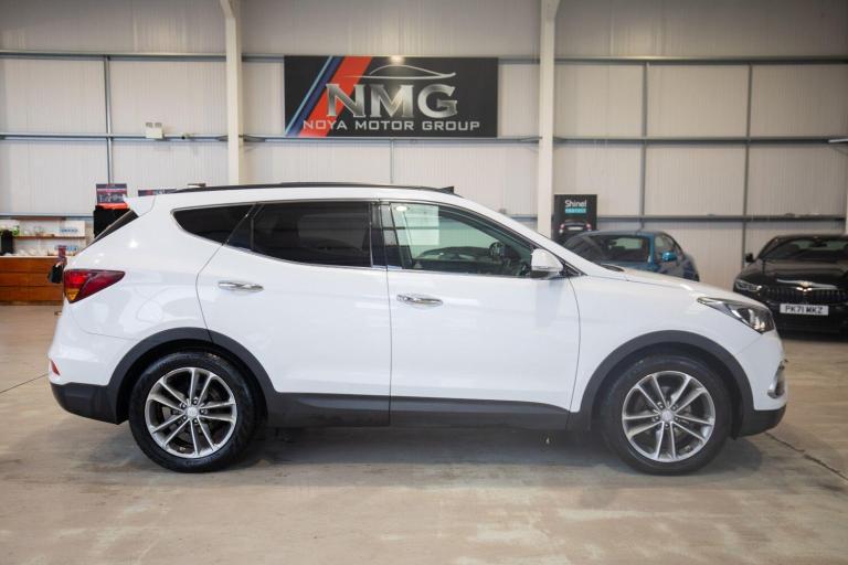 2016 Hyundai Santa Fe 2.2 CRDi Blue Drive Premium SE 5dr Auto [7 Seats] ESTATE DIESEL Automatic