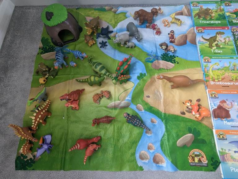 REDUCED-DeAgostini Prehistoric Dinosaur toys and books. S2 Bundle Joblot