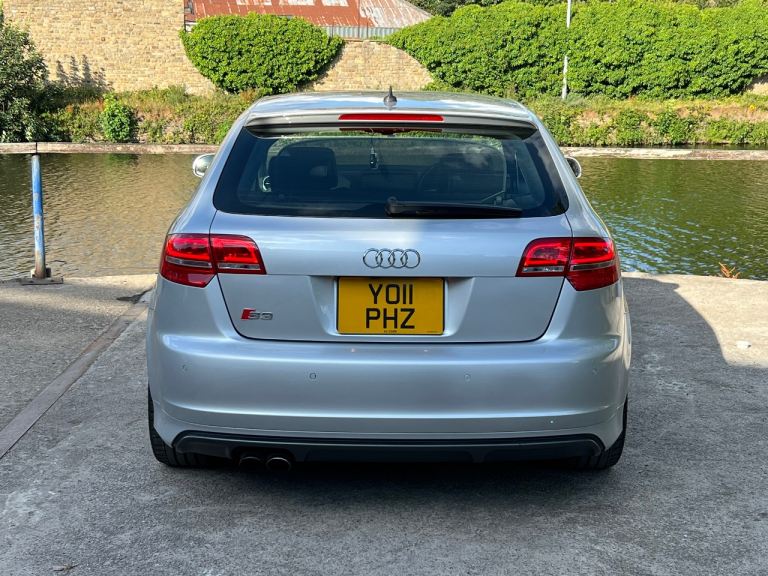 Audi, 2011, 2000 (cc)