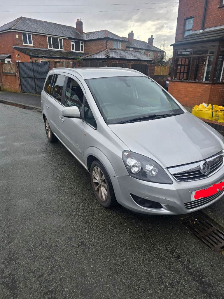 Spares or repairs vauxhall zafira 