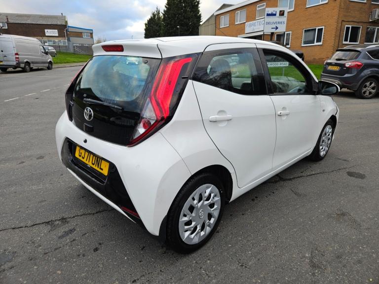 2021 71 TOYOTA AYGO 1.0 VVT-i X-Play TSS 5dr White Damaged Salvage 
