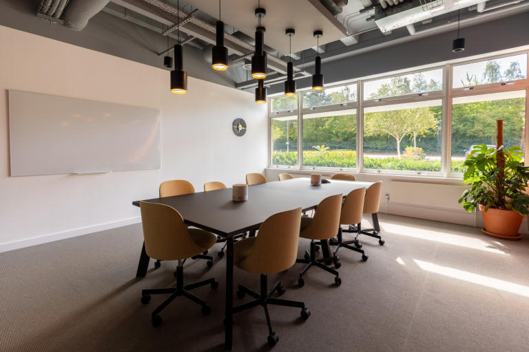 Fareham - PO157AZ \ Large Office Space with a Flexible Layout