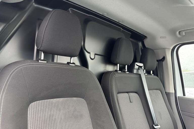 2025 Volkswagen Transporter 2.0 TDI 150 Commerce Plus Van PANEL VAN DIESEL Manual