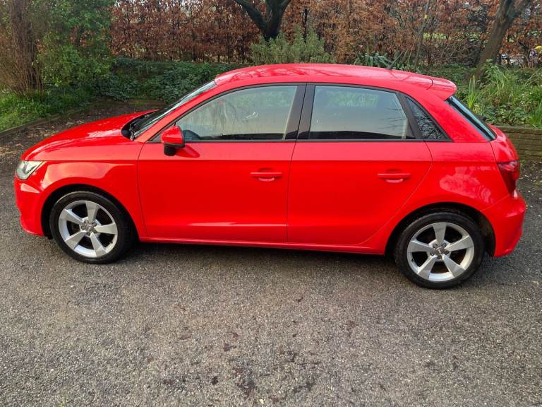 Audi, A1, Hatchback, 2015, Semi-Auto, 1395 (cc), 5 doors