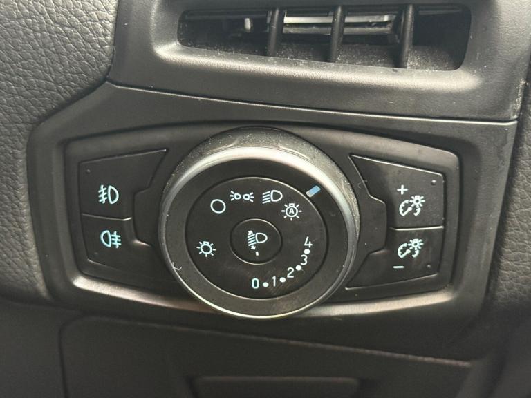 2015 Ford Focus 1.0T EcoBoost Titanium Auto Euro 6 (s/s) 5dr HATCHBACK Petrol Automatic