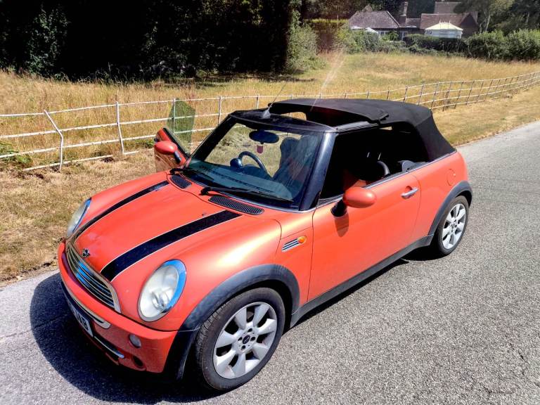 Mini, CONVERTIBLE, Convertible, 2005, Manual, 1598 (cc), 2 doors, ULEZ Free