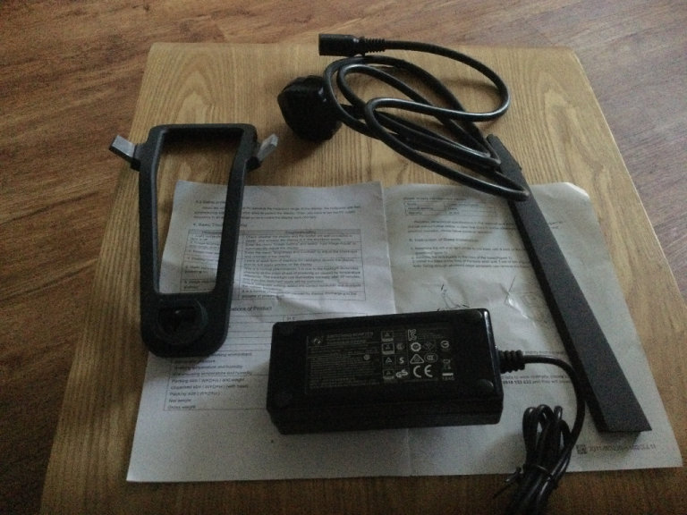 Cello monitor lead and monitor leg stand £15 or best offer 