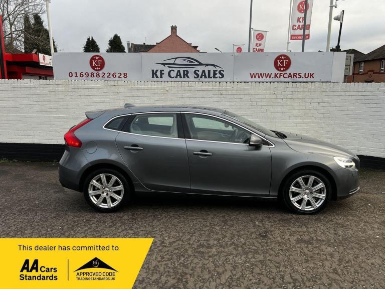 2017 Volvo V40 1.5 T3 Inscription Auto Euro 6 (s/s) 5dr HATCHBACK Petrol Automat