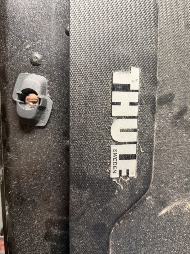 Thule roof box 