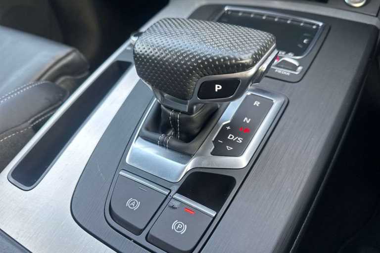 2018 Audi Q5 40 TDI Quattro S Line 5dr S Tronic ESTATE DIESEL Automatic