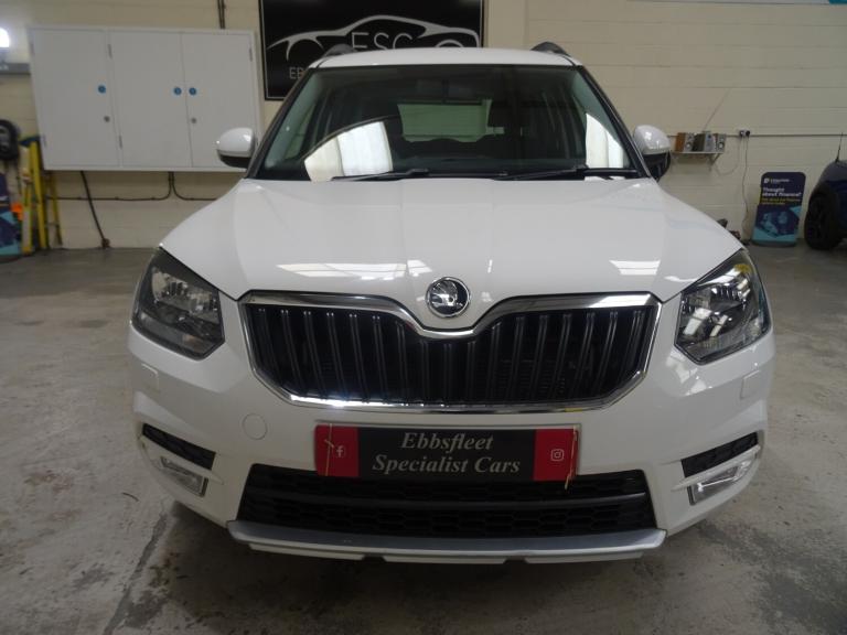 2015 Skoda Yeti 1.2 TSI 110 SE 5dr **ULTRA LOW MILEAGE*ONLY 9000 MILES FROM NEW** HATCHBACK Petro...