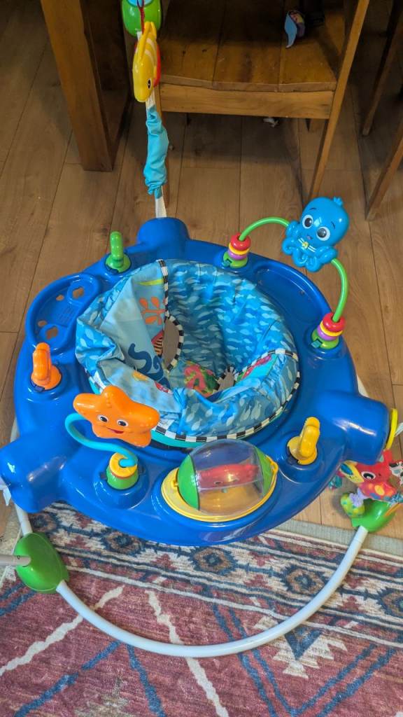 Baby Einstein Activity Centre – Blue, excellent Condition