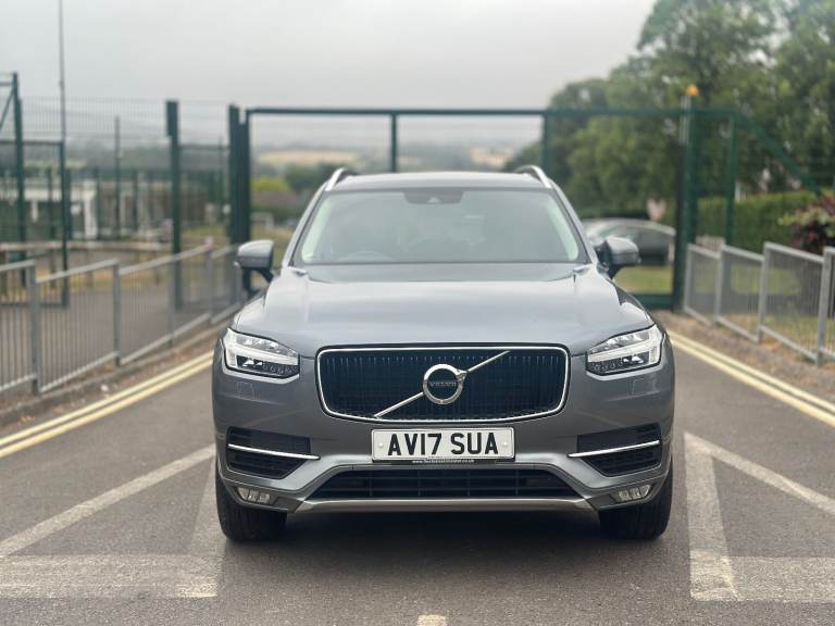 2017 Volvo XC90 Momentum D5 AWD