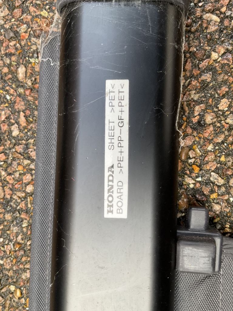 Load space cover Honda CRV. 60 reg 