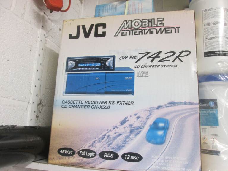 JVC CH-PK742R Mobile Entertainment CD Changer System