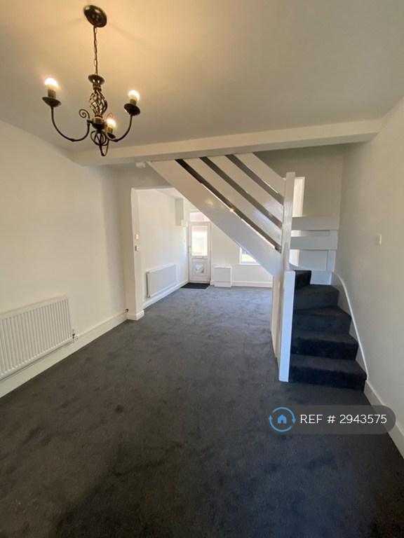 3 bedroom house in Crescent St, Grimsby, DN31 (3 bed) (#2943575)