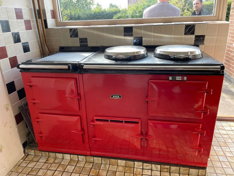 Red AGA Gas Range Cooker – Fair Condition