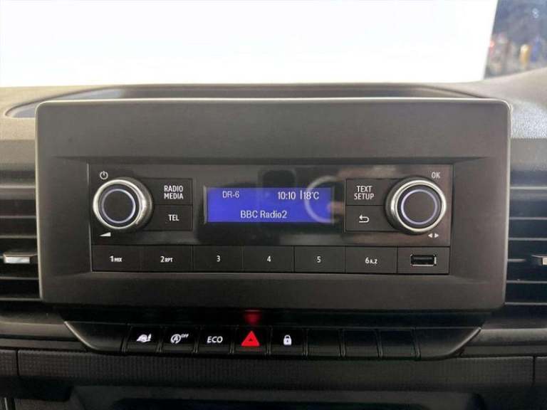 2022 Renault Trafic 2.0 dCi Blue SL28 Business L1 H1 Euro 6 (s/s) 5dr Manual Panel Van Diesel Manual