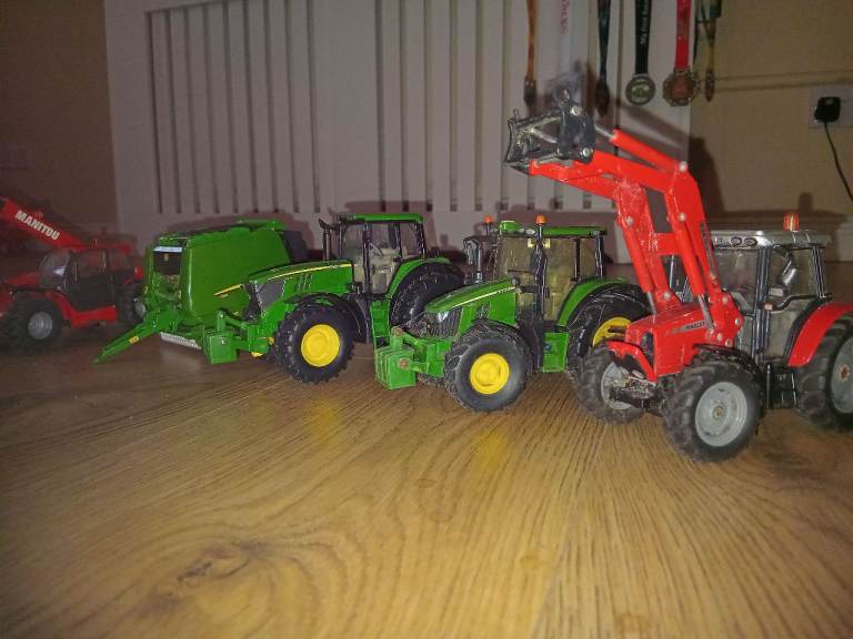 Toy tractors for sale