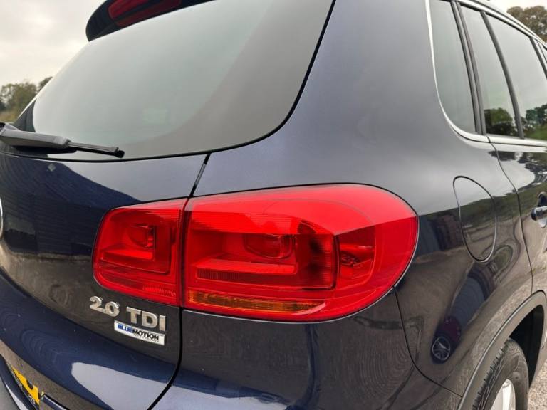 2014 Volkswagen Tiguan 2.0 TDI BlueMotion Tech Match SUV 5dr Diesel Manual 2WD Euro 5 (s/s) (140 ...