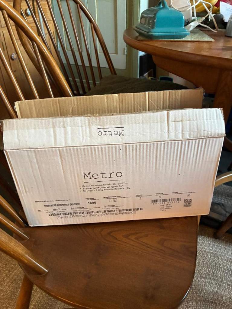 17 white metro tiles
