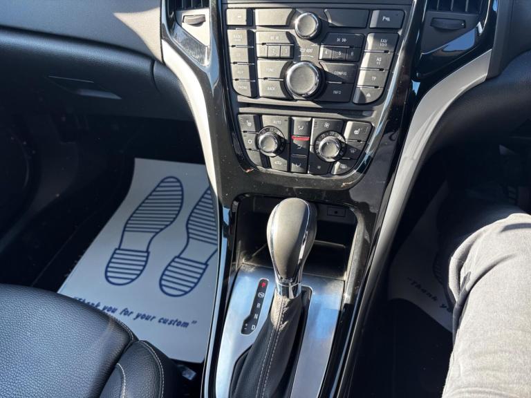 2015 Vauxhall Astra 1.6i 16V Elite 5dr Auto HATCHBACK PETROL Automatic