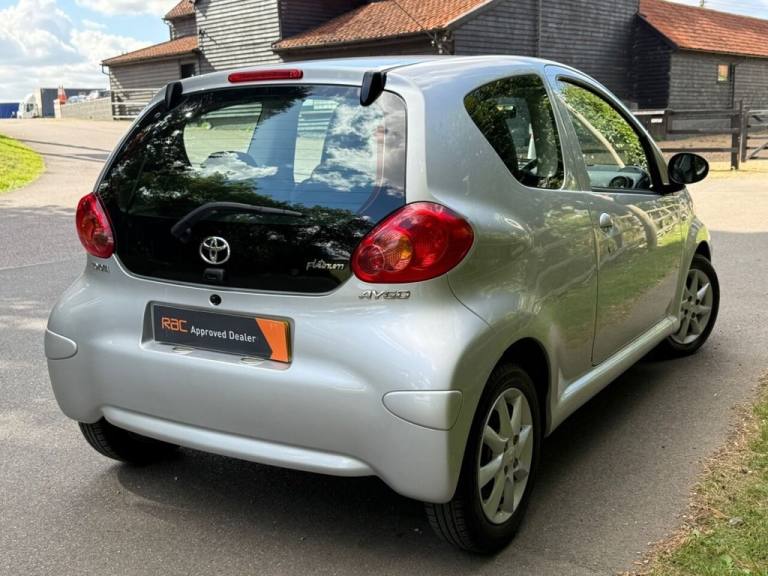 2008 Toyota AYGO 1.0 VVT-i Platinum Hatchback 3dr Petrol MultiMode Euro 4 (AC) (67 bhp) Hatchback...