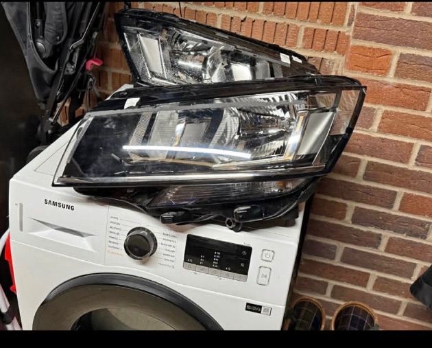Genuine OEM headlights for Volkswagen Transporter (Pair)