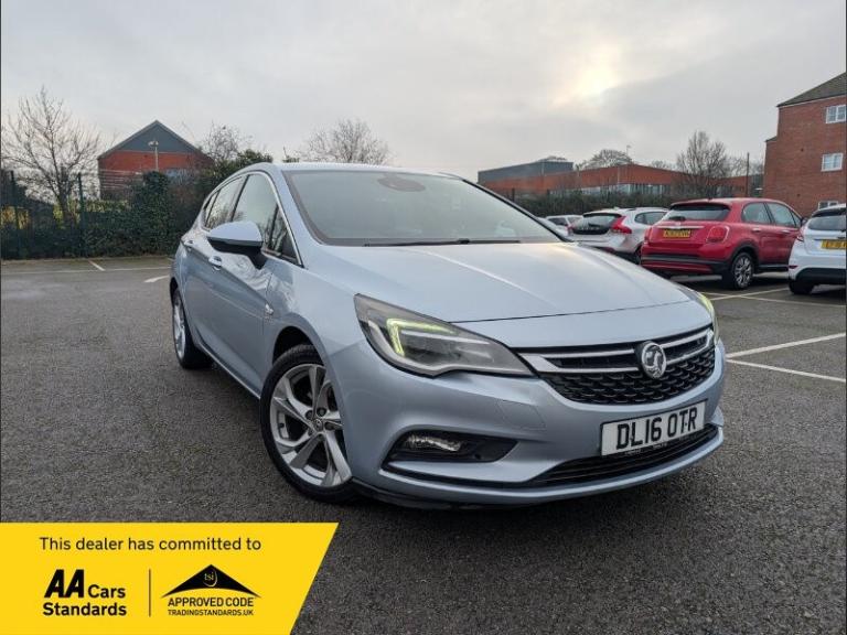 2016 Vauxhall Astra 1.6 CDTi BlueInjection SRi Hatchback 5dr Diesel Manual Euro