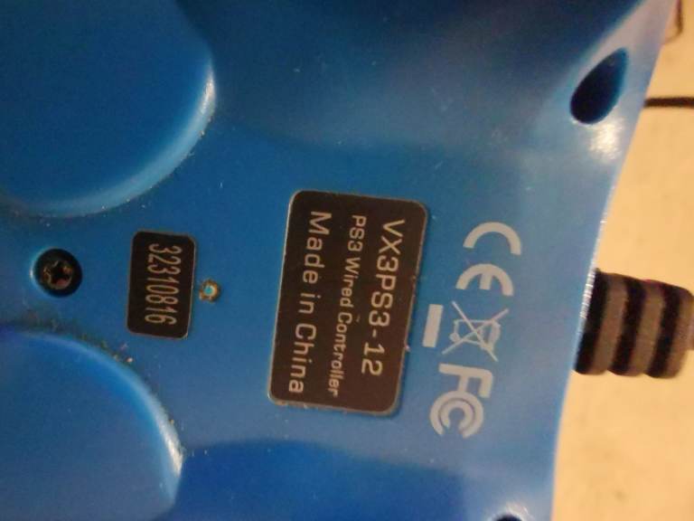 PS3 slim console with 2 controllers cech 2003b 250gb