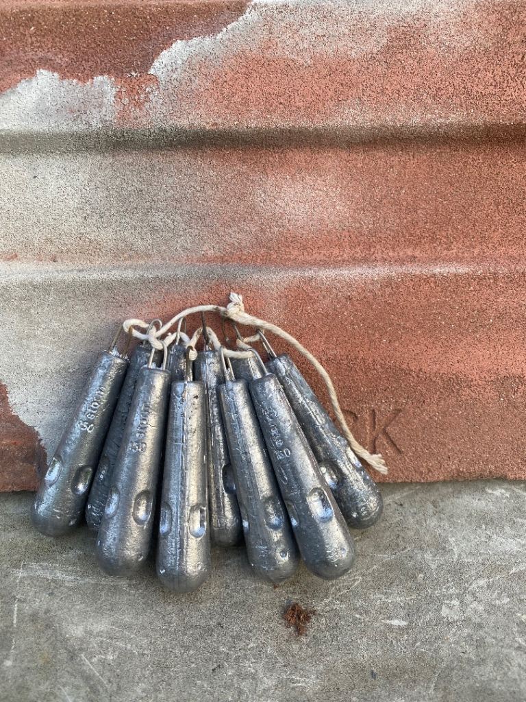 Sea fishing weights 