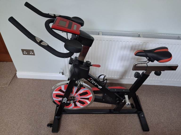 Elev8 indoor exercise bike