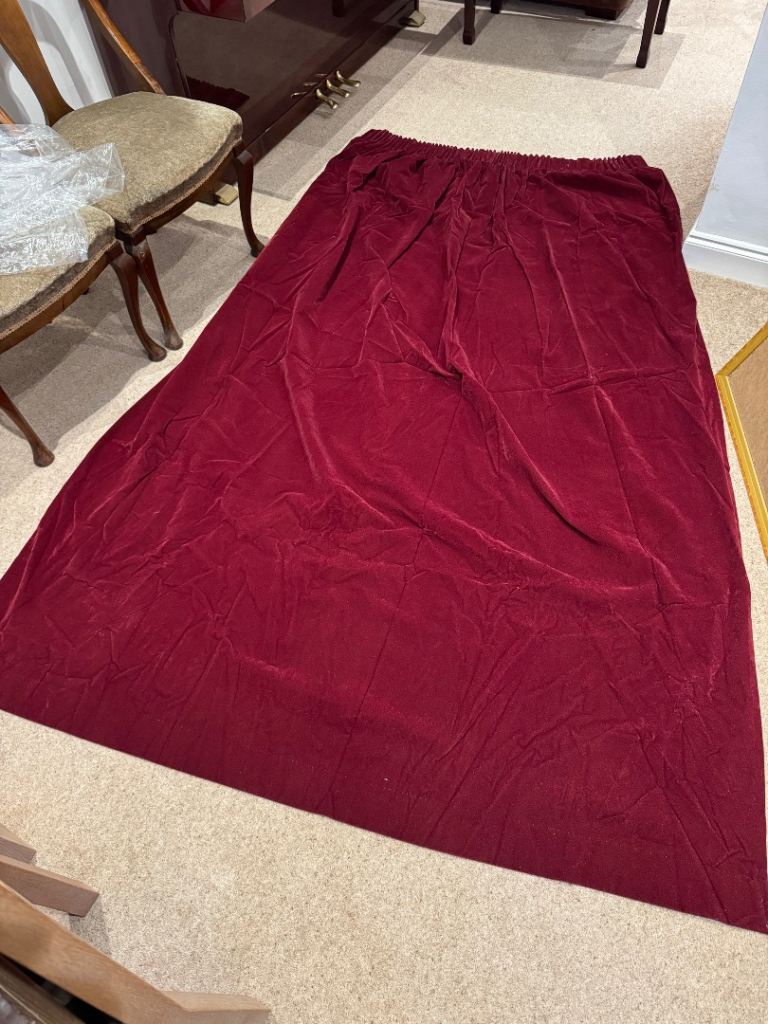 Set of 4 Burgundy velour lined pencil pleat curtains 84 by 62 inches