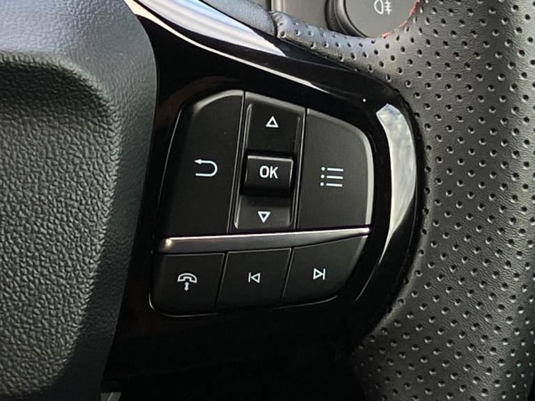 2025 Ford Puma 1.0 EcoBoost Hybrid mHEV ST-Line 5dr DCT Hatchback PETROL Automatic