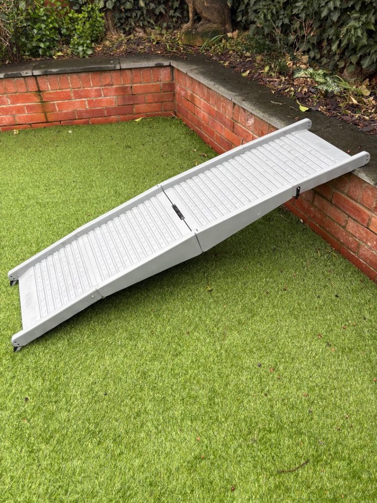 Dog ramp