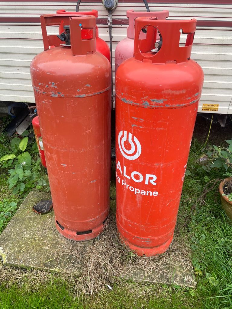 47kg gas’s bottles x 2 empty 